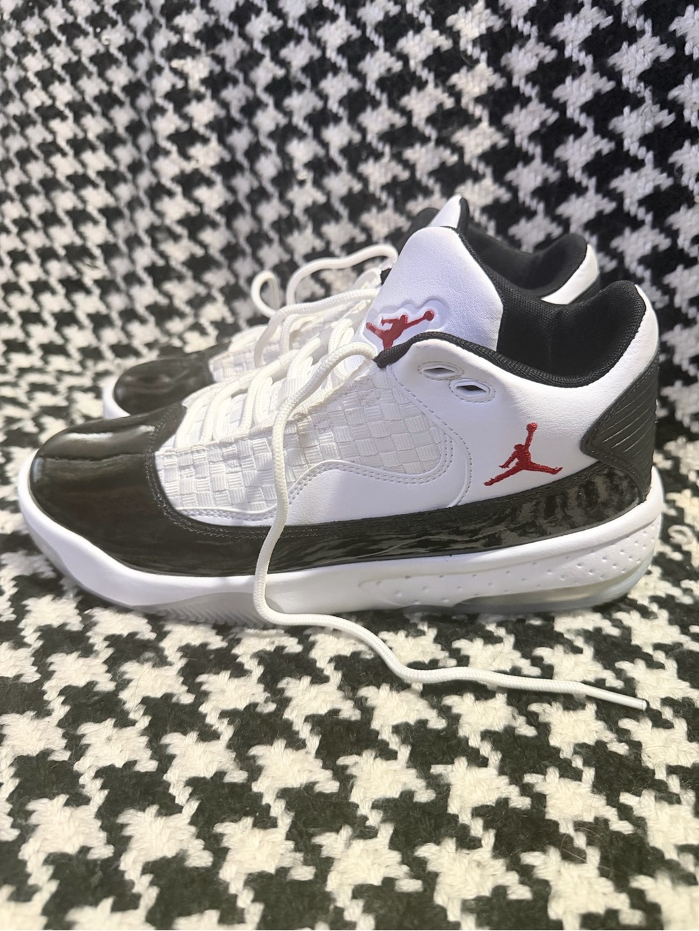 Jordan Max Aura 2